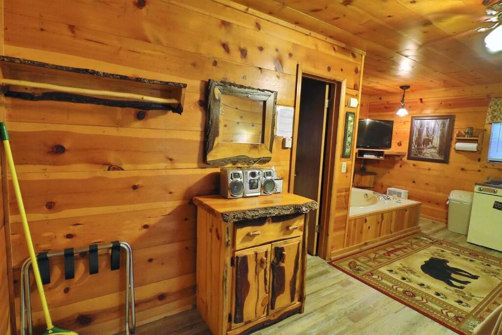 Alpine Mountain Sweetheart Cabin Jacuzzi #8 Helen Exterior photo